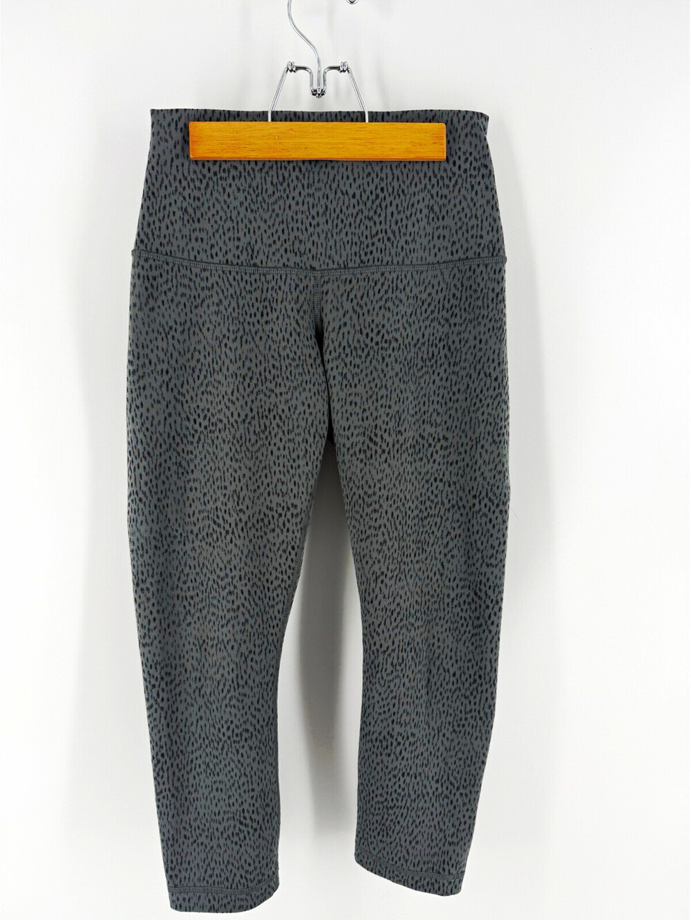 lululemon athletica Gray/Black Animal Print Ankle Leggings fold over